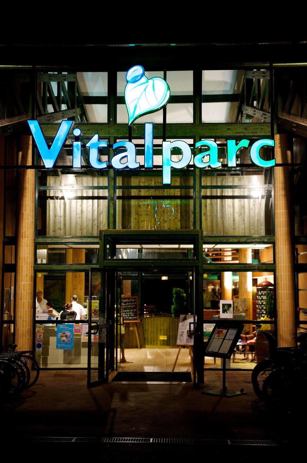Hotel & Spa Vitalparc, The Originals Collection ลากาโน ภายนอก รูปภาพ